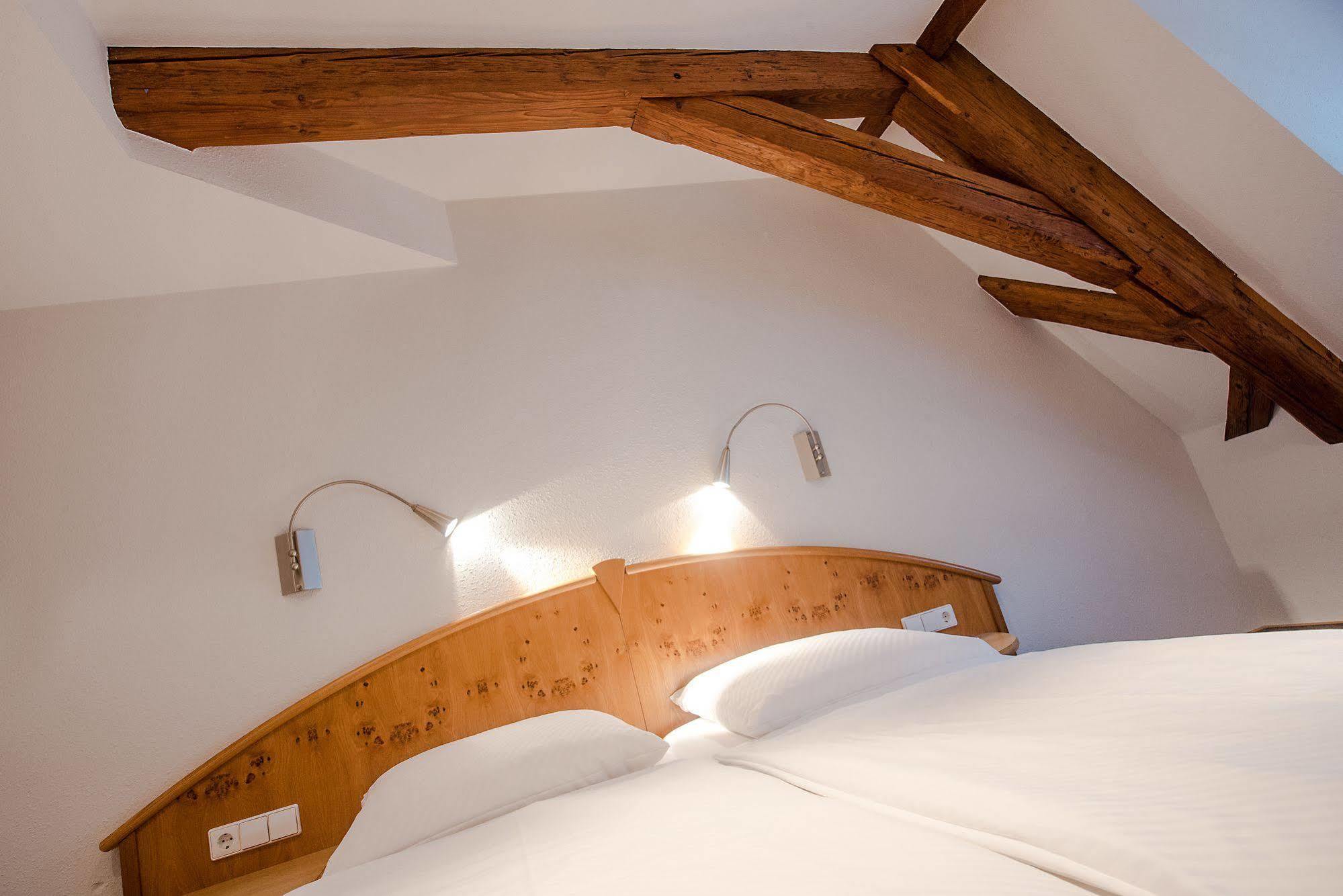 Hotel Gasthof Zum Roessle Altenstadt  Kültér fotó